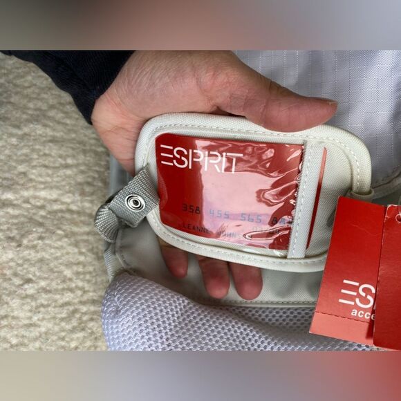 NWT Streetwear 3-Way Wear Esprit Crossbody, Over-shoulder & Hand-held Bag - Picture 4 of 9